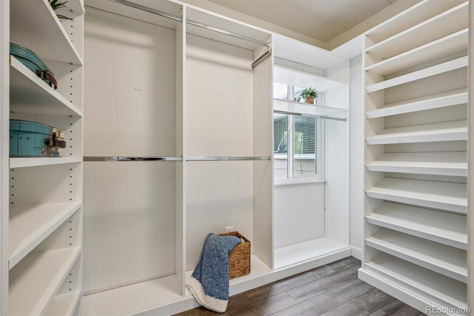 MLS Image #13 for 5251 e dartmouth avenue,denver, Colorado