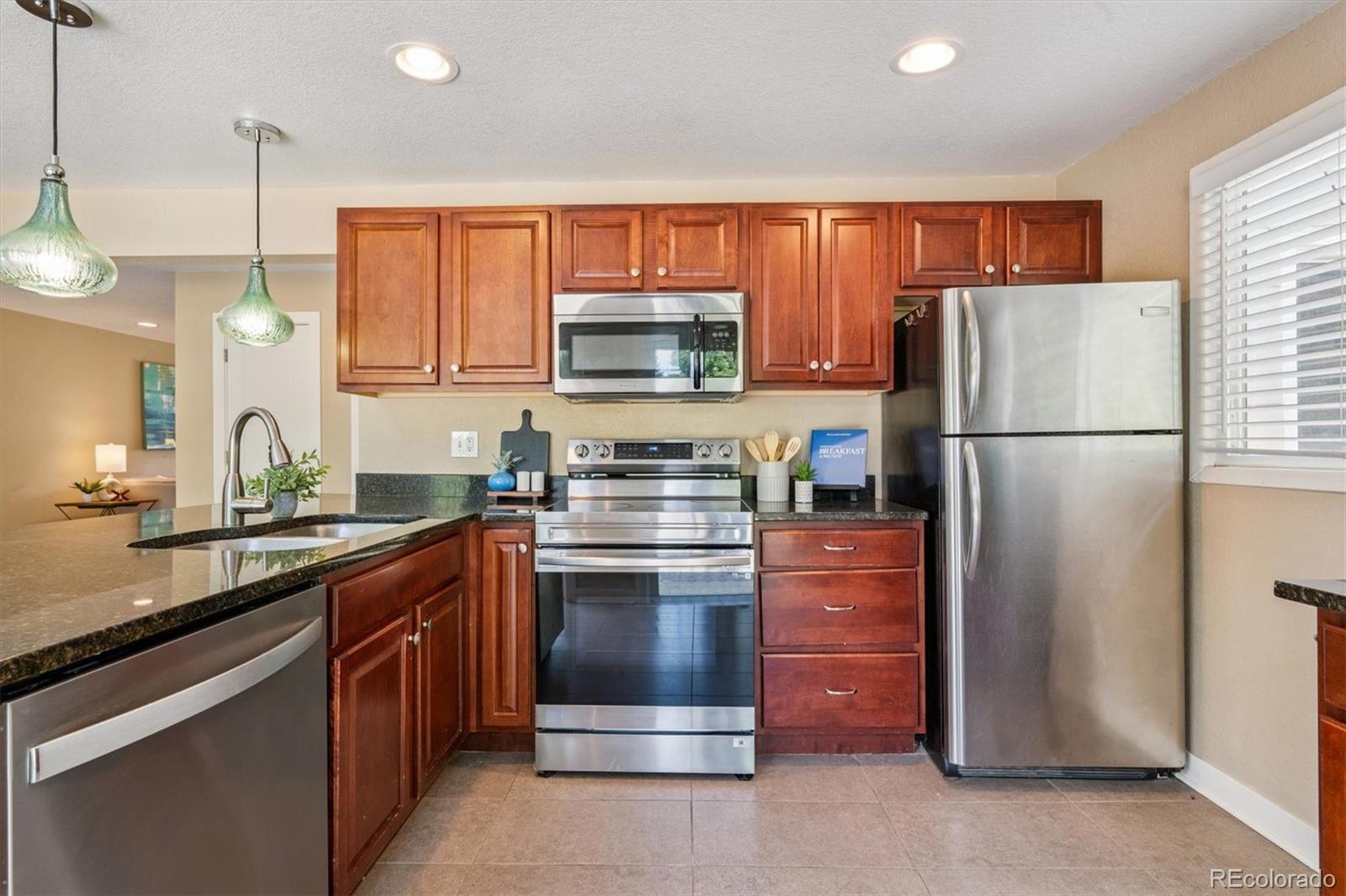 MLS Image #9 for 5251 e dartmouth avenue,denver, Colorado