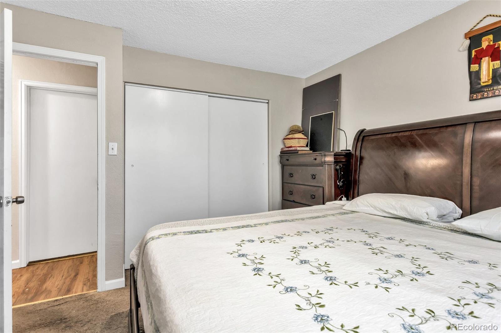 MLS Image #10 for 14040 e 54th avenue,denver, Colorado