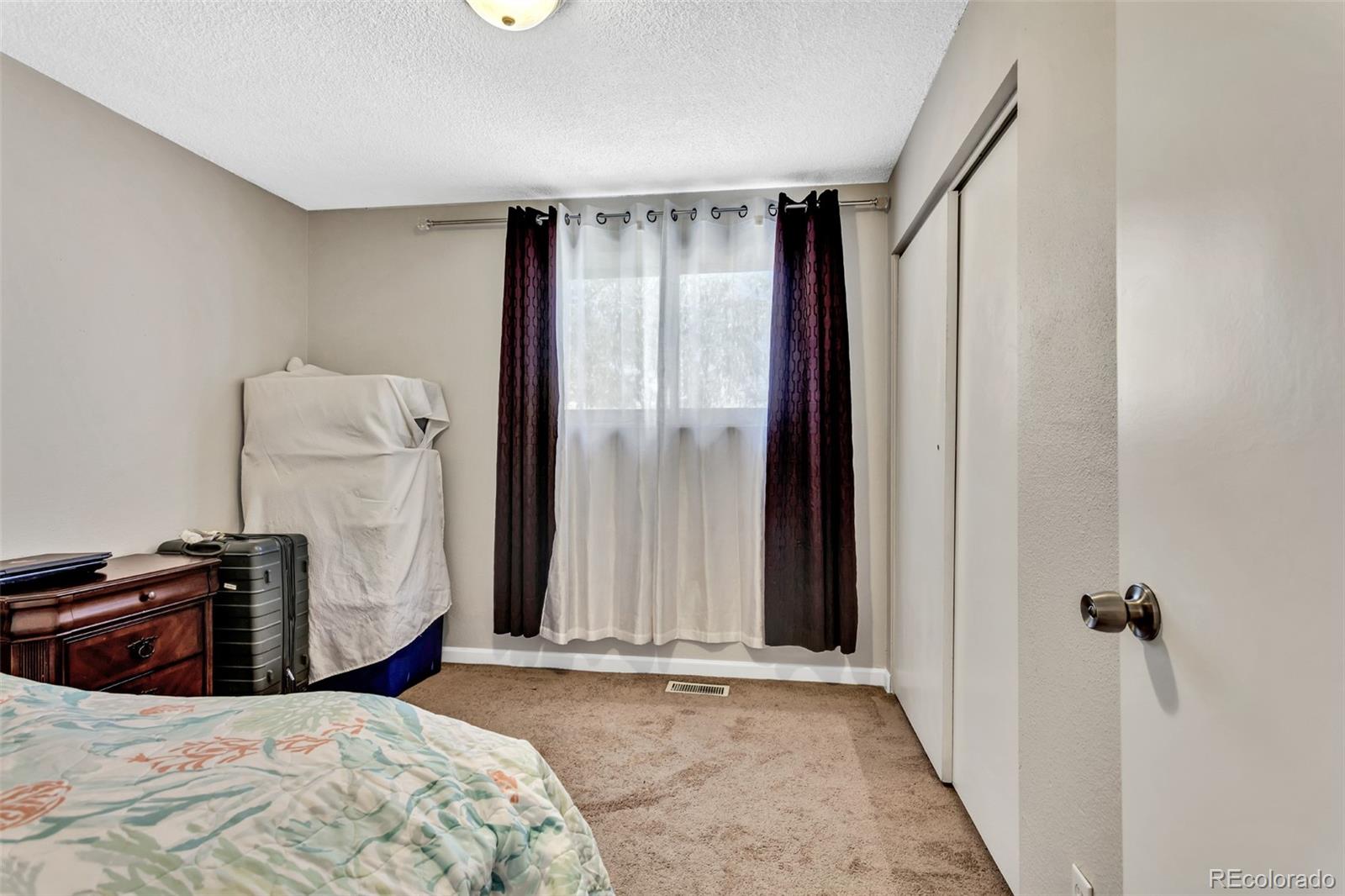 MLS Image #12 for 14040 e 54th avenue,denver, Colorado