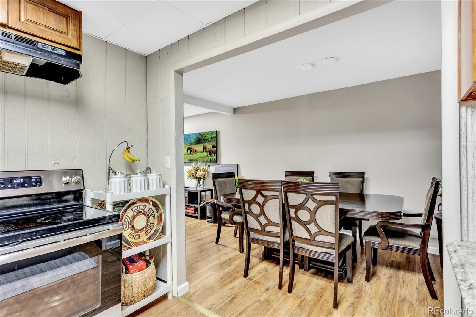 MLS Image #17 for 14040 e 54th avenue,denver, Colorado