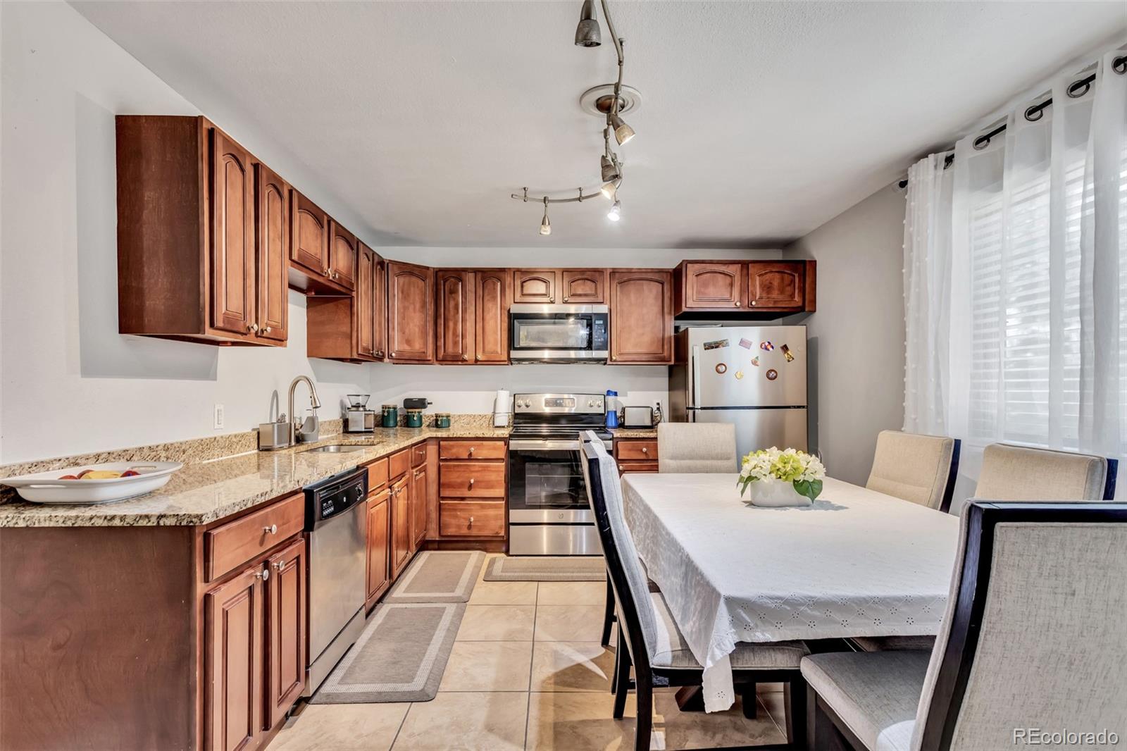 MLS Image #5 for 14040 e 54th avenue,denver, Colorado