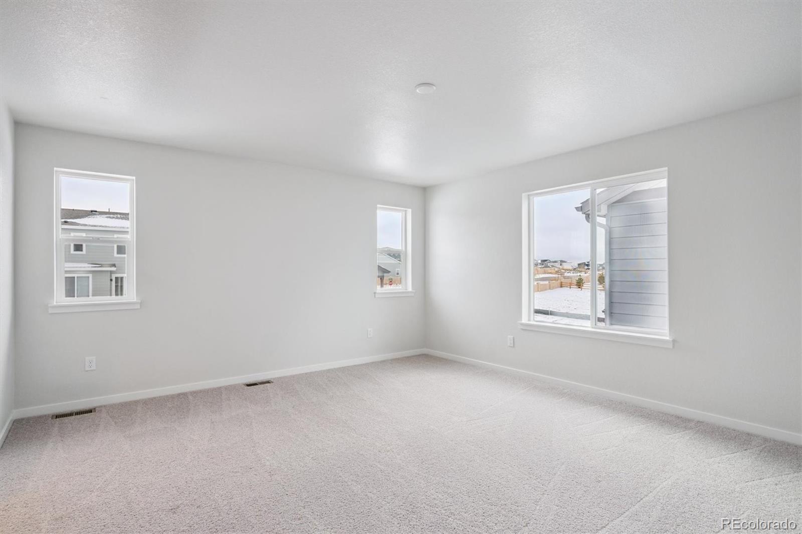 MLS Image #15 for 25042 e 34th place,aurora, Colorado