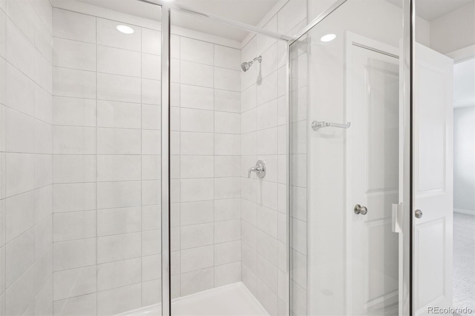 MLS Image #20 for 25042 e 34th place,aurora, Colorado