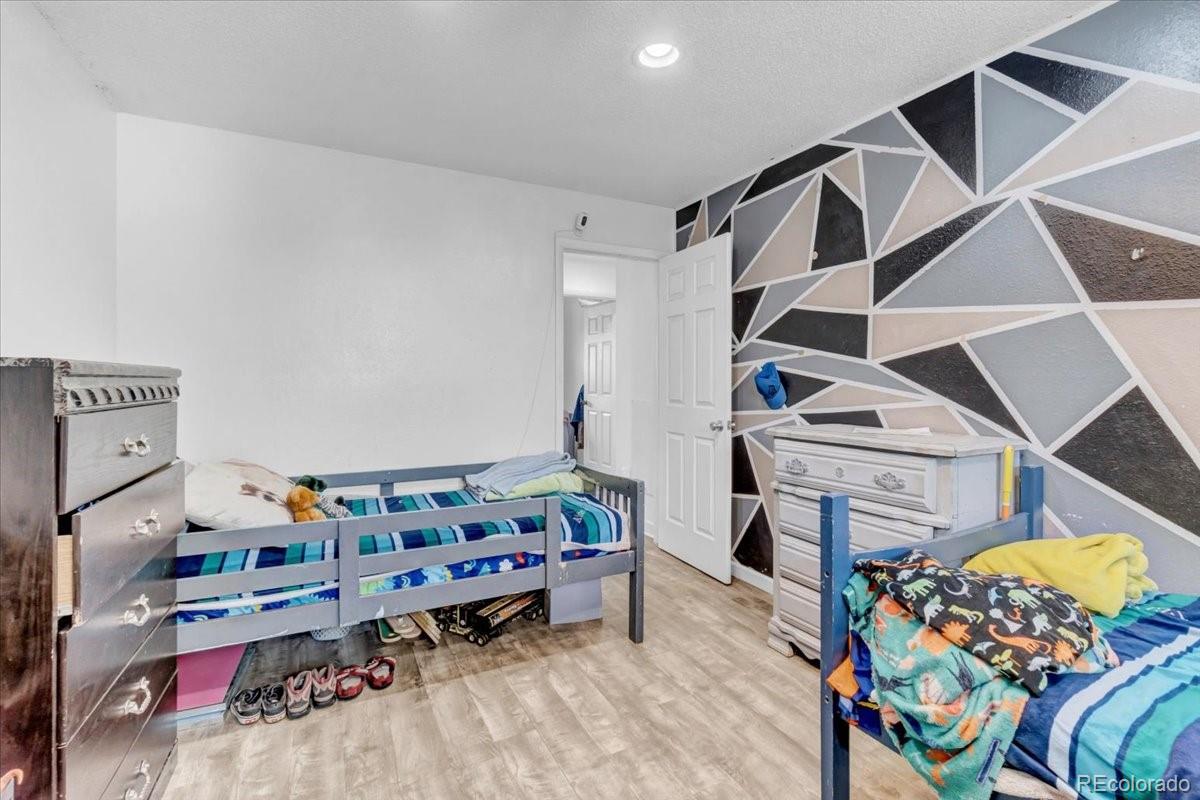 MLS Image #19 for 500 e 83rd drive,denver, Colorado