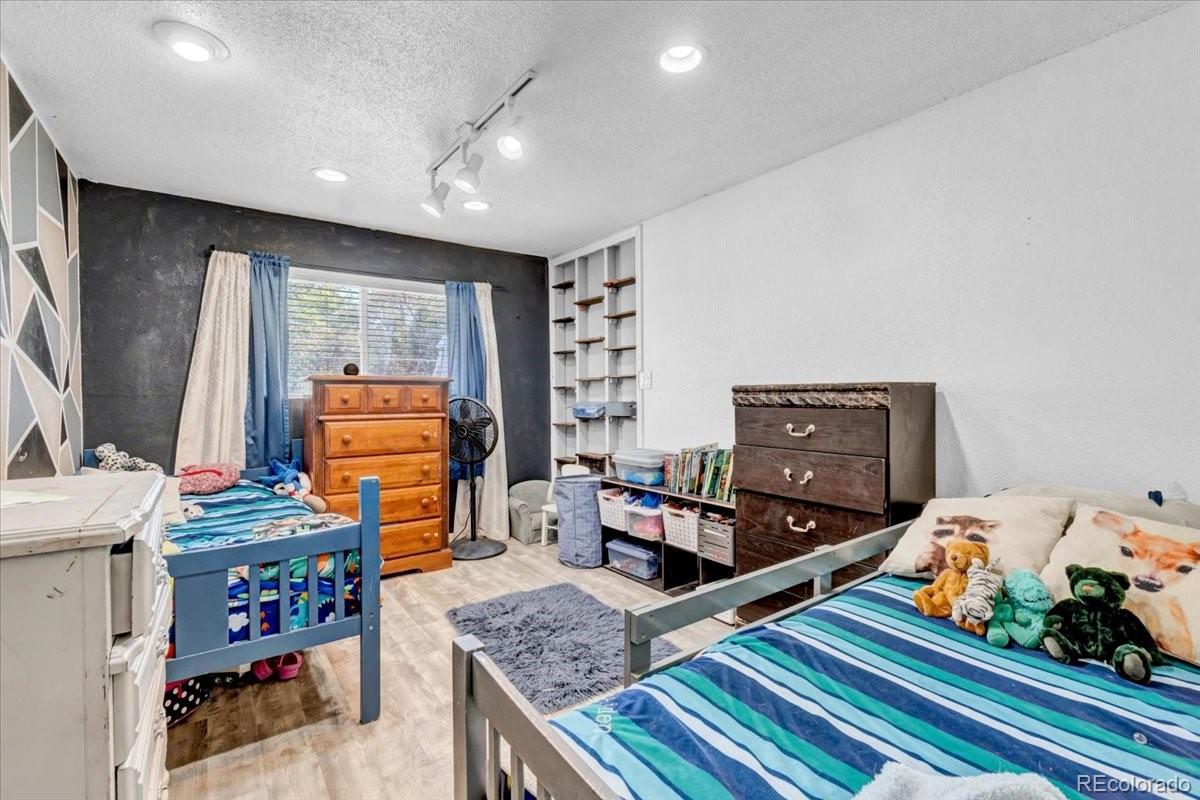 MLS Image #20 for 500 e 83rd drive,denver, Colorado