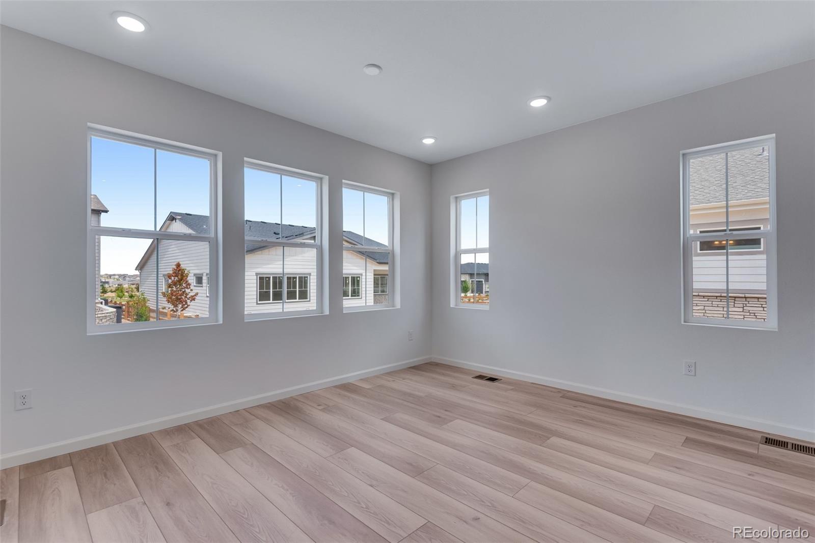 MLS Image #25 for 24583 e 34th avenue,aurora, Colorado