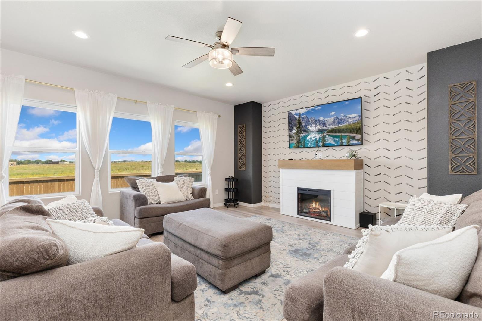 MLS Image #0 for 244  chipeta way,lochbuie, Colorado