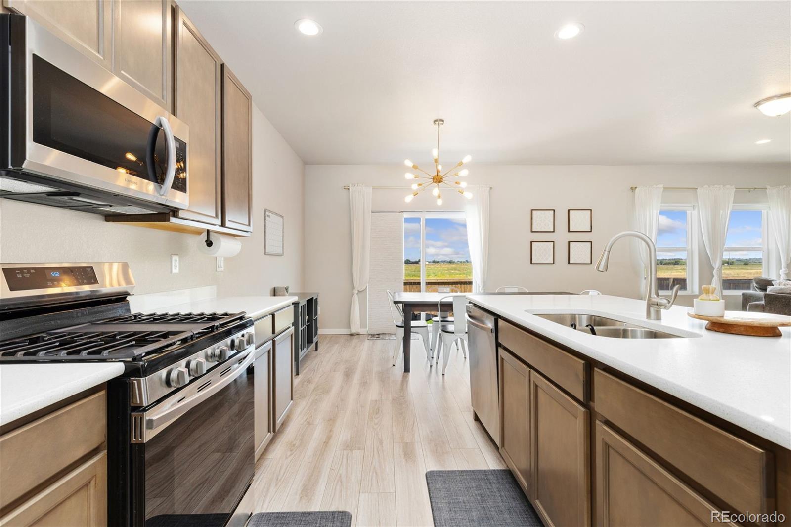 MLS Image #5 for 244  chipeta way,lochbuie, Colorado