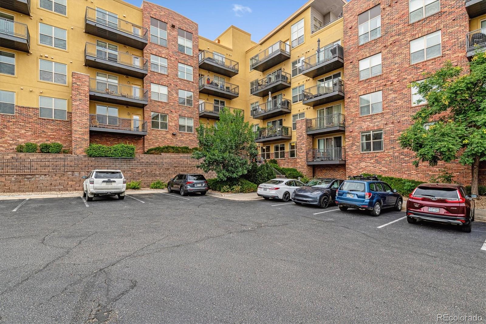 MLS Image #2 for 9079 e panorama circle 209,englewood, Colorado
