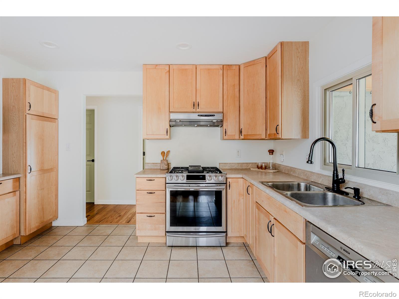 MLS Image #8 for 1103  centaur circle,lafayette, Colorado