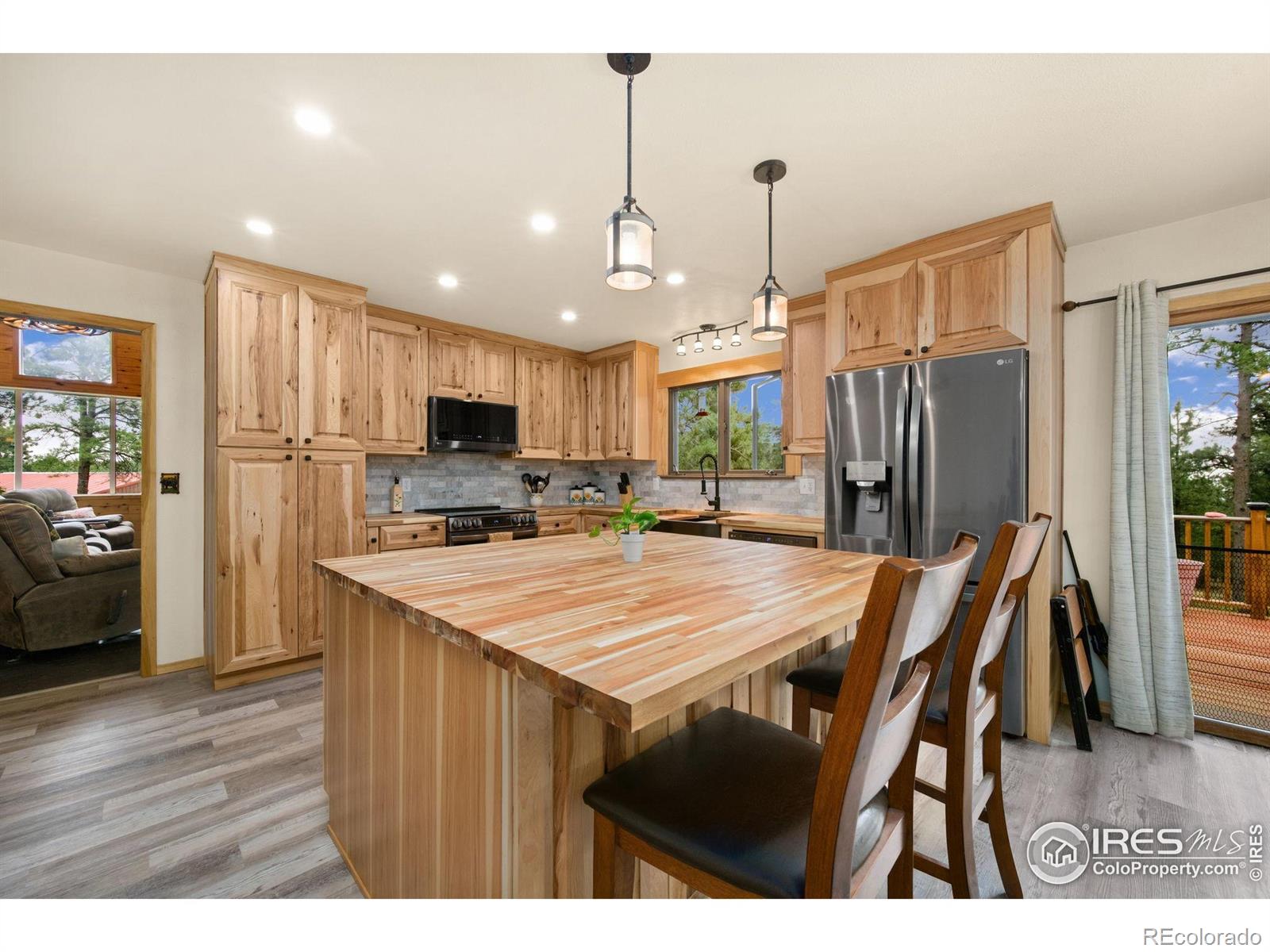 MLS Image #6 for 269  cox court,bellvue, Colorado