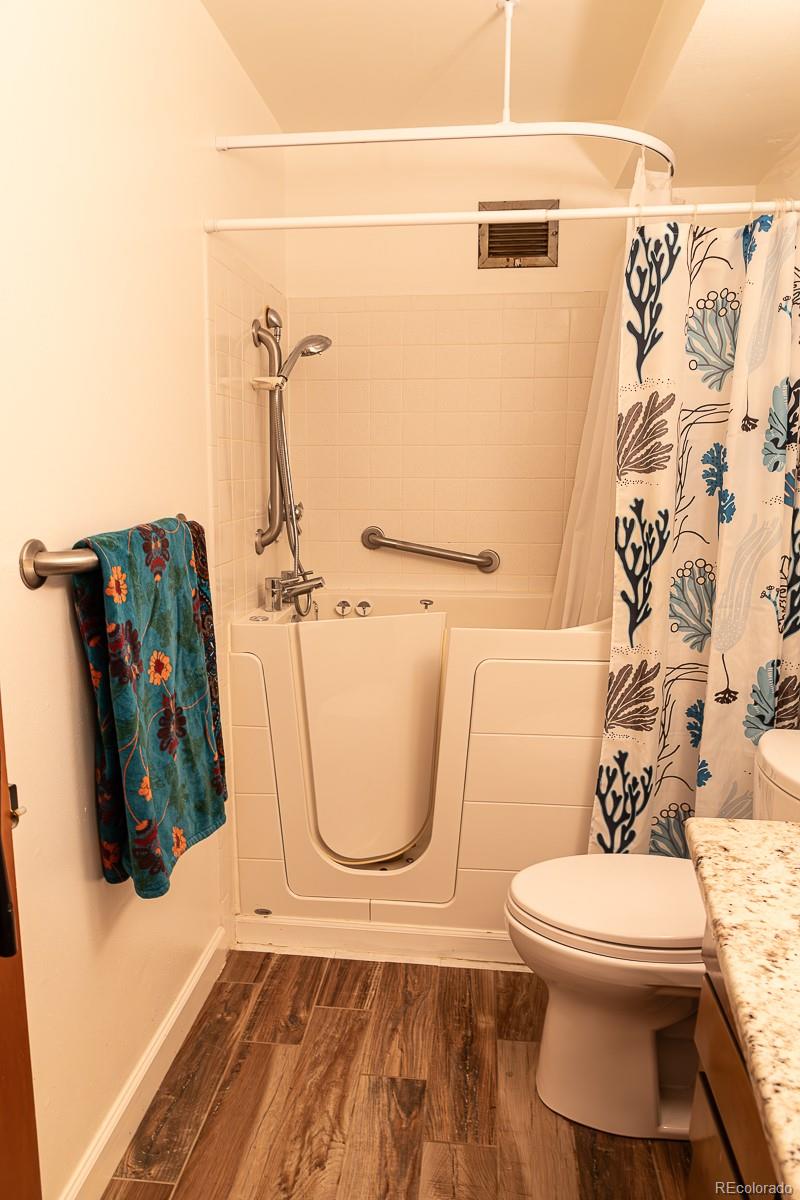 MLS Image #19 for 710 s clinton street 11a,denver, Colorado