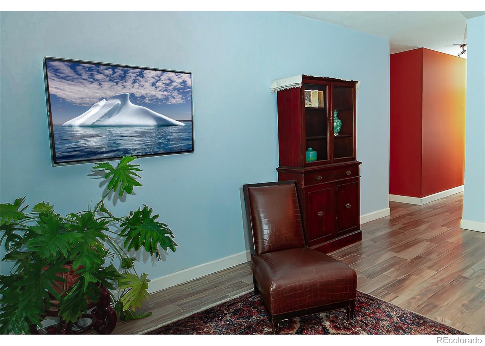 MLS Image #6 for 710 s clinton street 11a,denver, Colorado