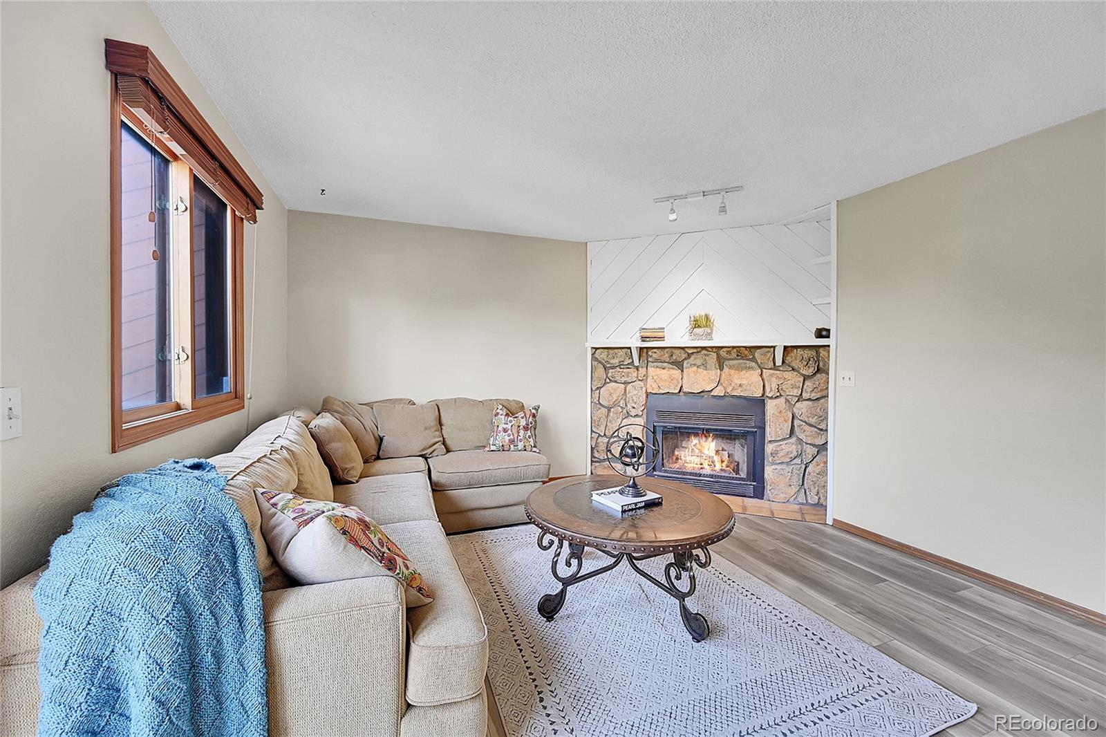 MLS Image #4 for 420 s cody court,lakewood, Colorado