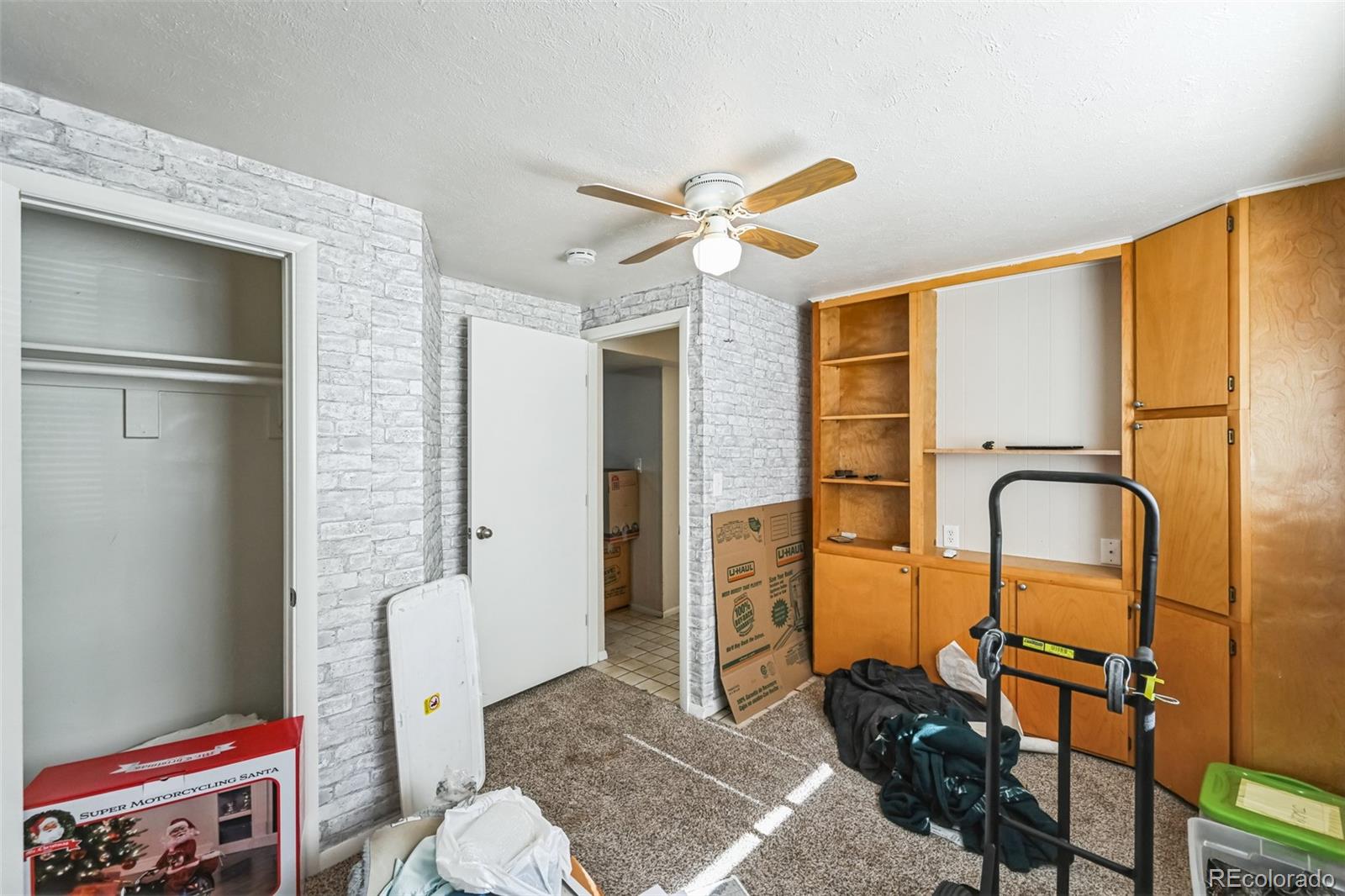 MLS Image #16 for 15640 e eldorado drive,aurora, Colorado