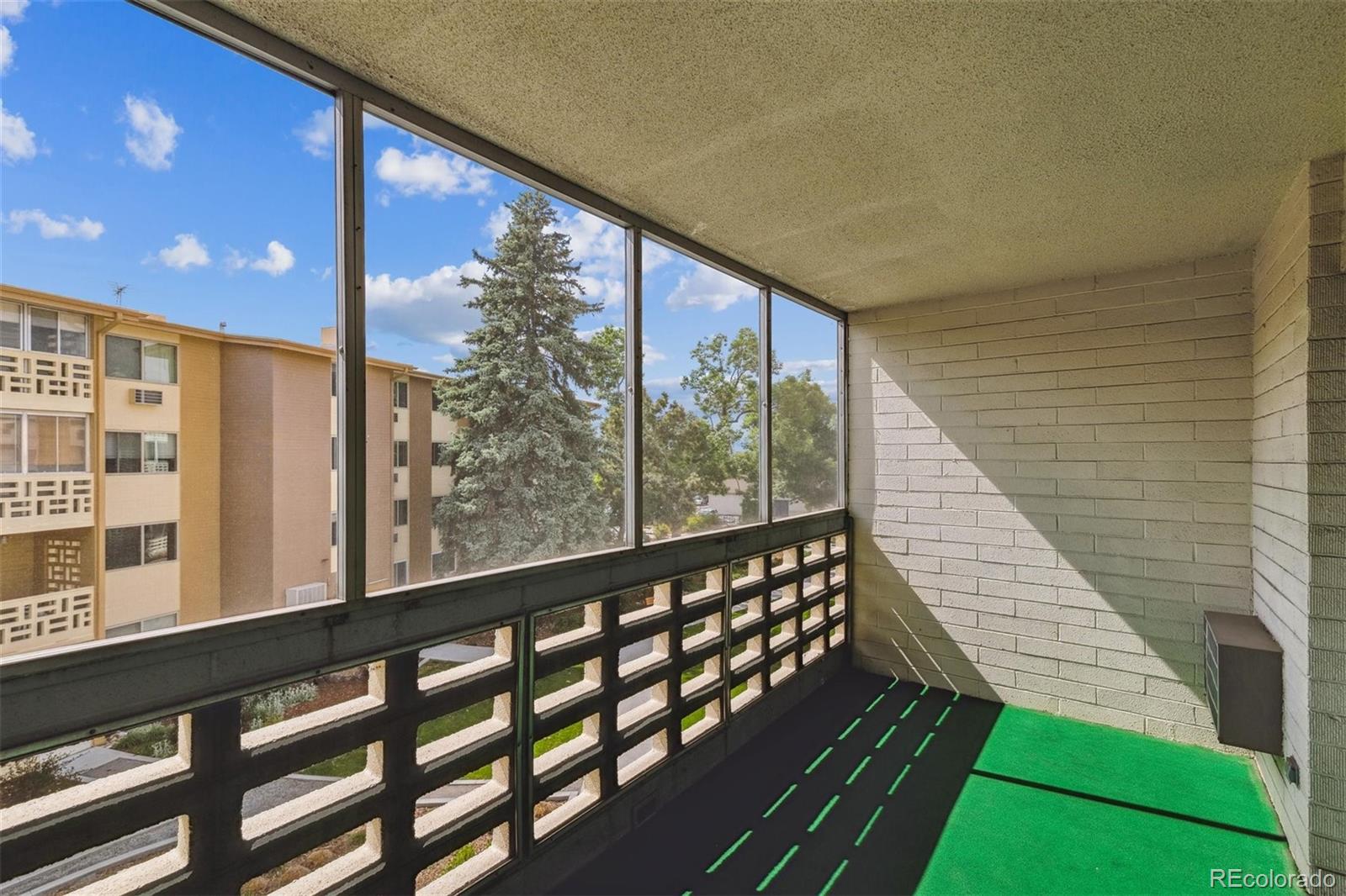 MLS Image #11 for 495 s dayton street,denver, Colorado