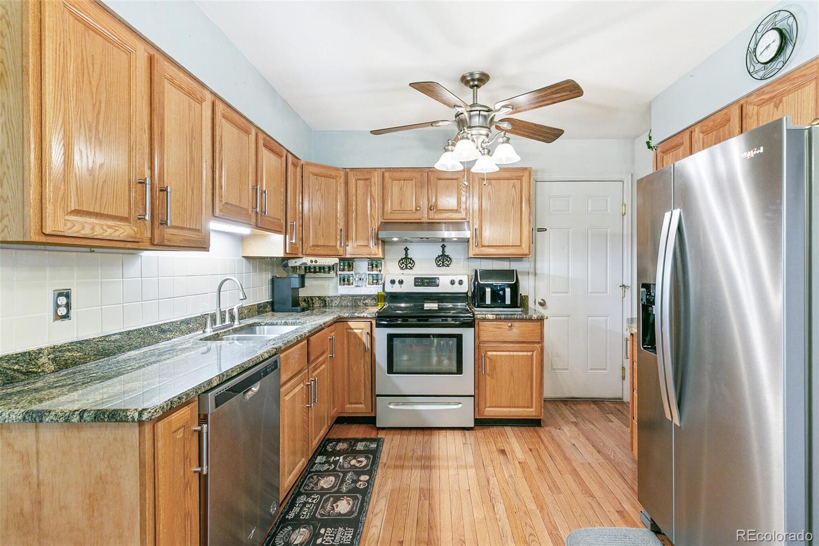 MLS Image #11 for 1011 s nile way,aurora, Colorado