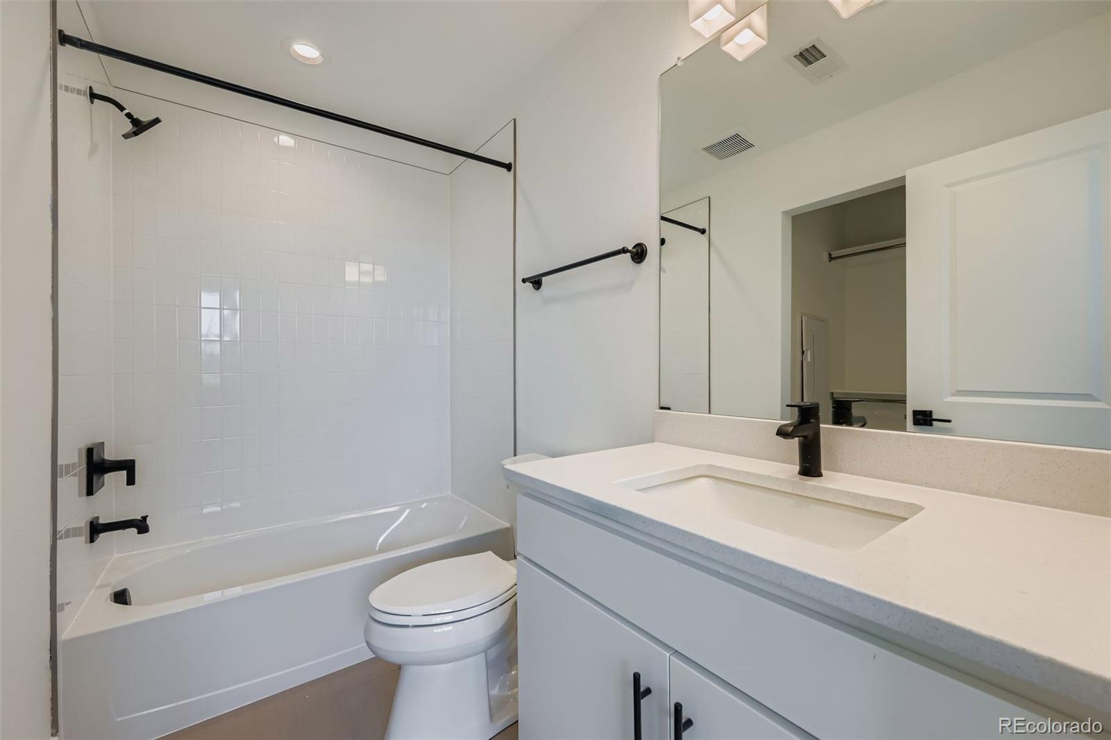 MLS Image #5 for 6275 n kirk street ,aurora, Colorado