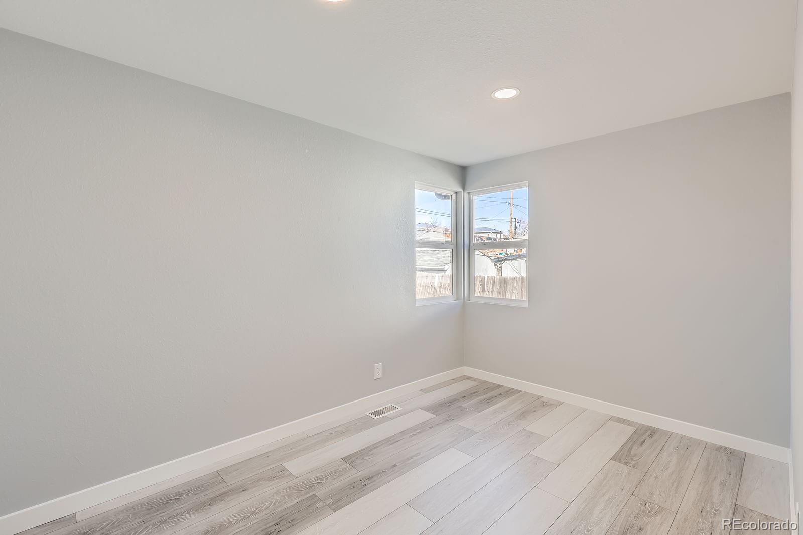MLS Image #7 for 4611 w 2nd avenue,denver, Colorado