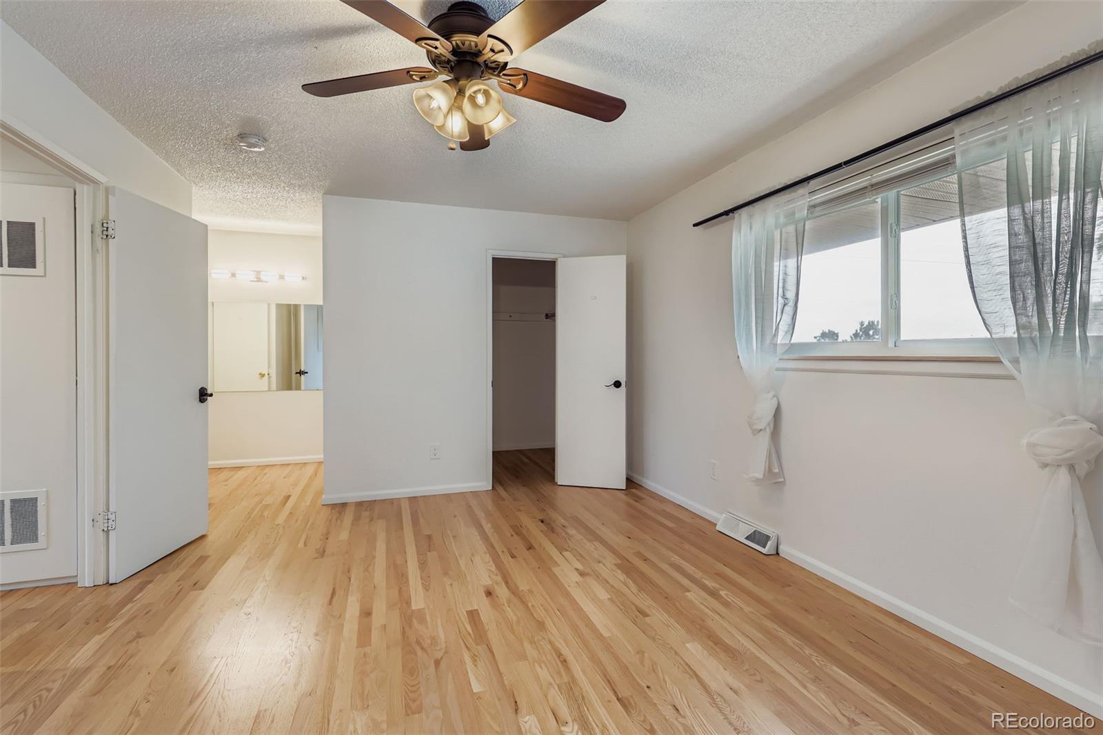 MLS Image #14 for 3981 s boston street ,denver, Colorado