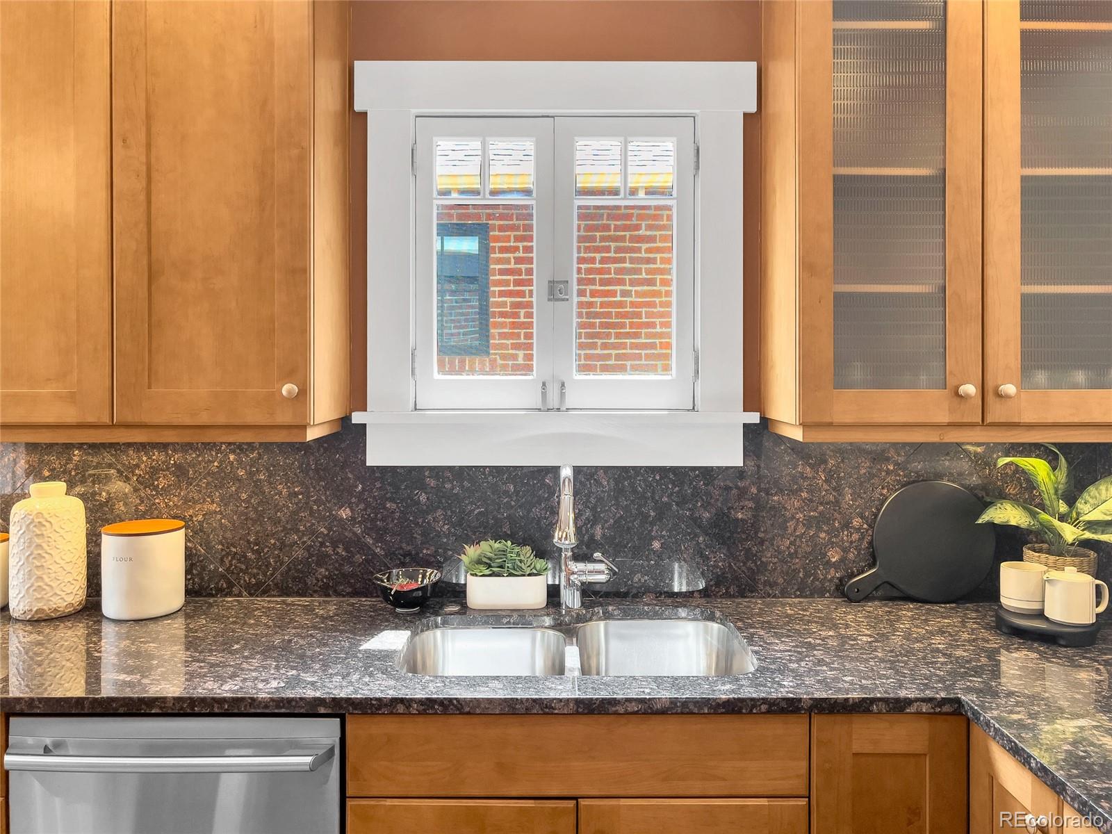MLS Image #8 for 776  monroe street,denver, Colorado