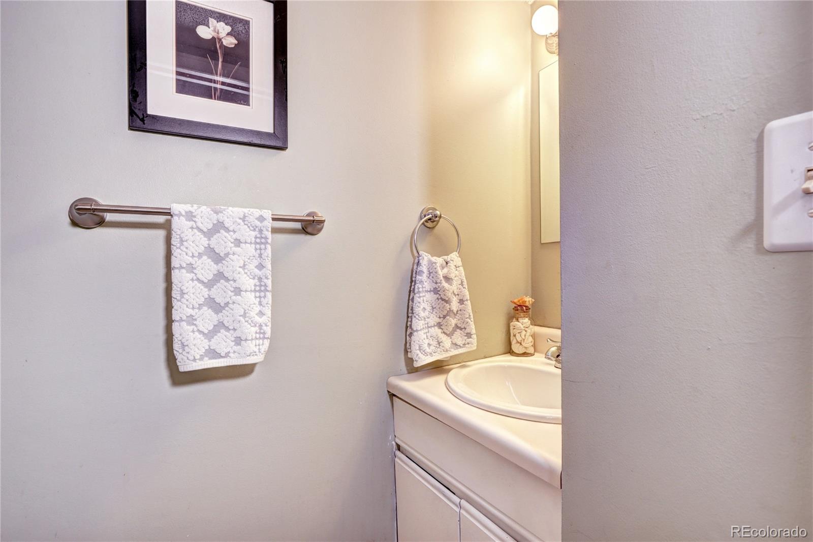 MLS Image #17 for 7937 s holland way,littleton, Colorado