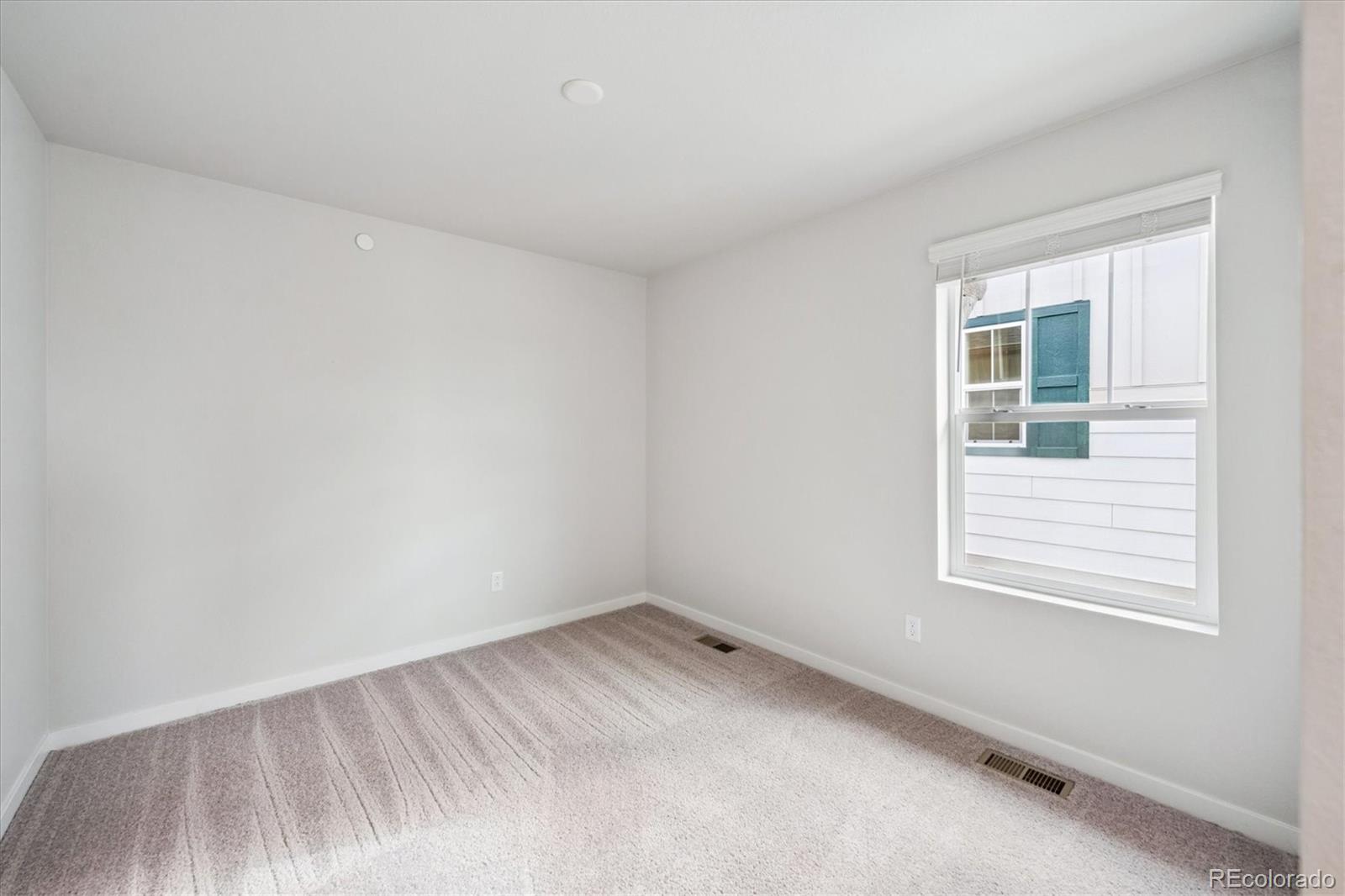 MLS Image #14 for 9372  ceylon street,commerce city, Colorado
