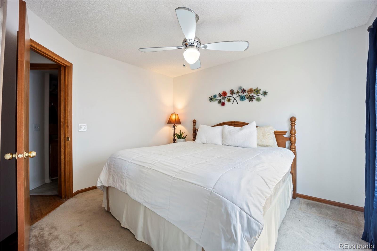 MLS Image #18 for 3887  point of the rocks drive,colorado springs, Colorado