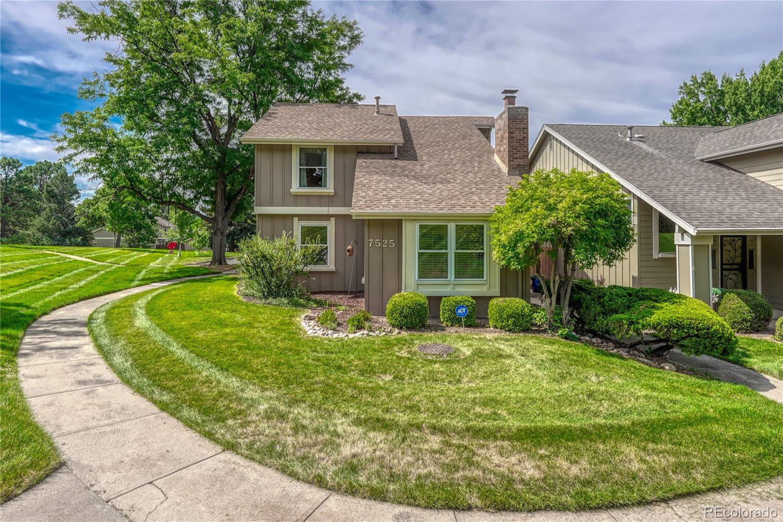 MLS Image #0 for 7525 s rosemary circle,centennial, Colorado
