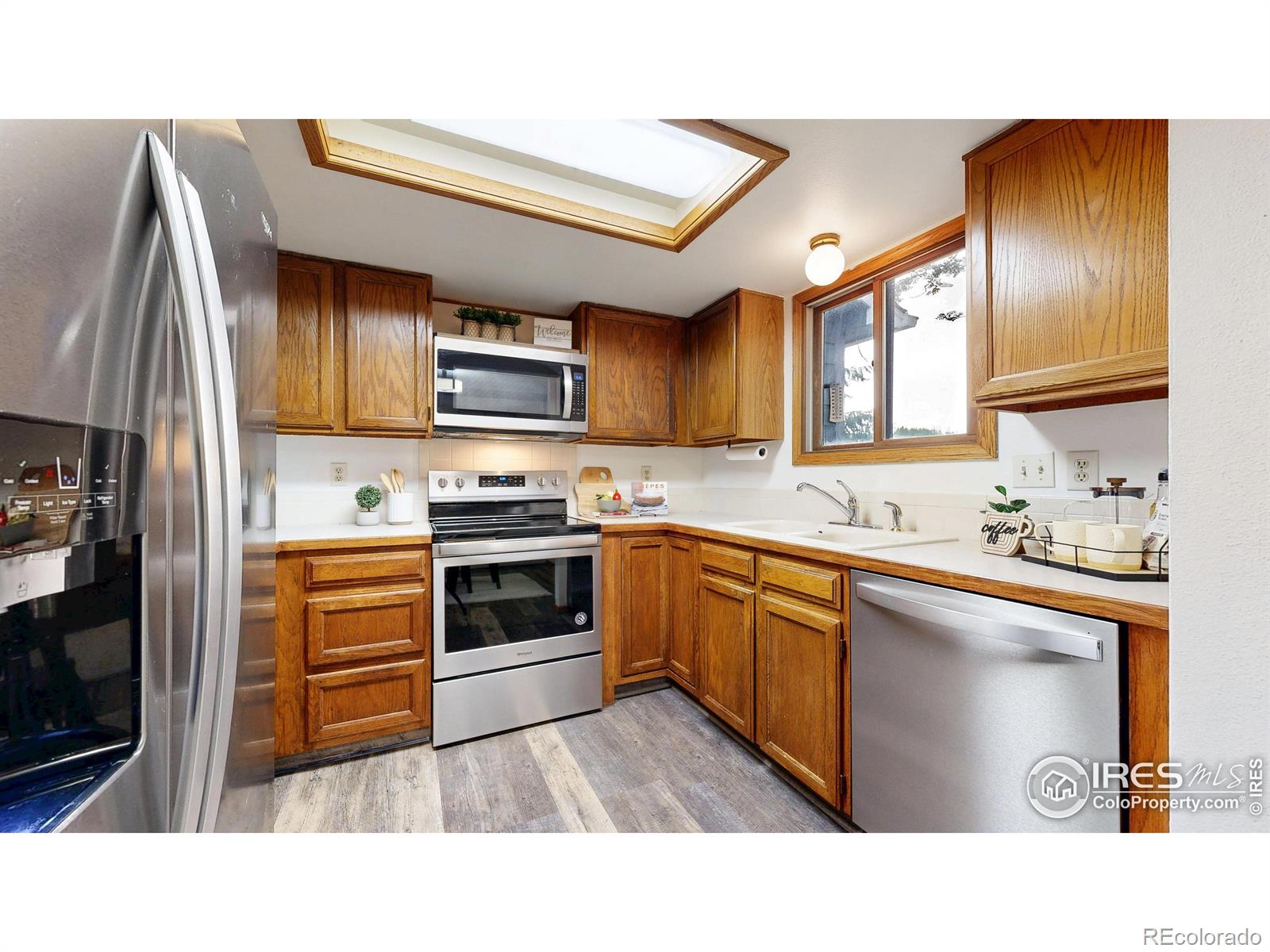 MLS Image #10 for 653 w 38th street,loveland, Colorado