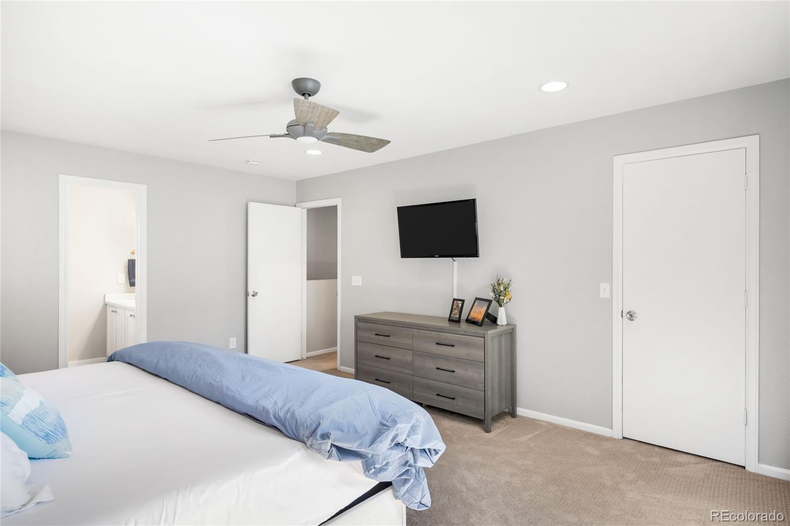 MLS Image #14 for 3729  dahlia street,denver, Colorado