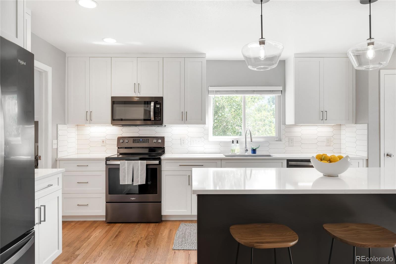 MLS Image #2 for 3729  dahlia street,denver, Colorado
