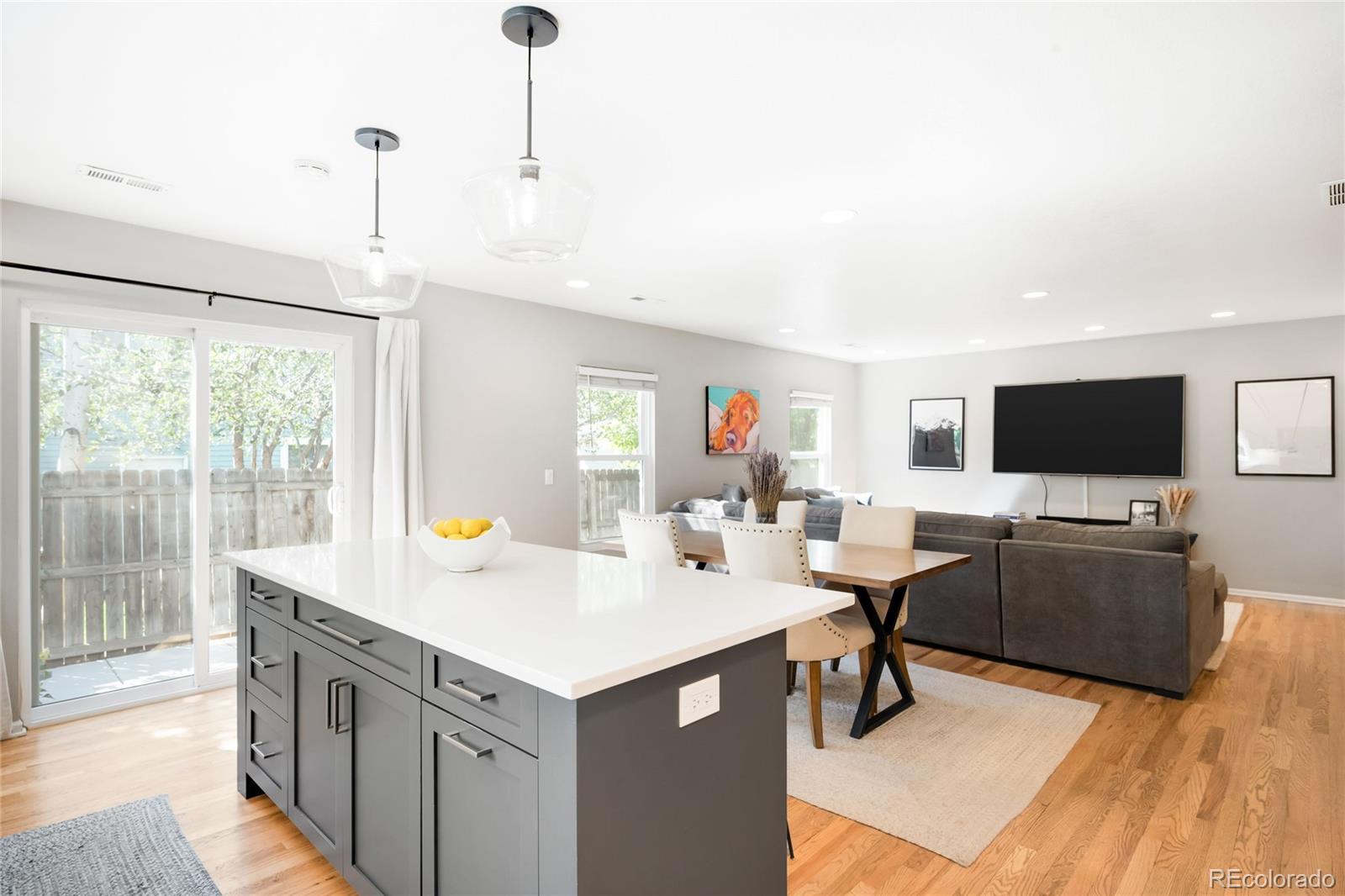 MLS Image #5 for 3729  dahlia street,denver, Colorado