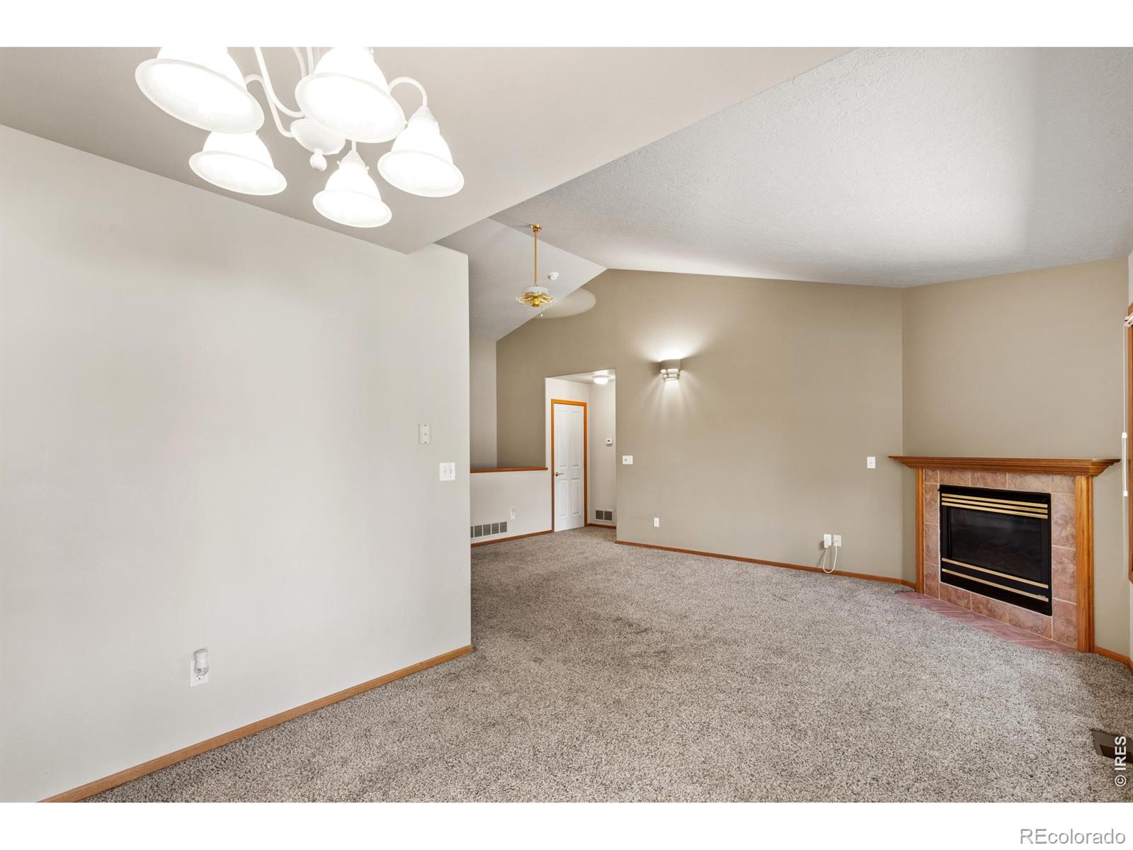 MLS Image #12 for 4479 w 17th street,greeley, Colorado