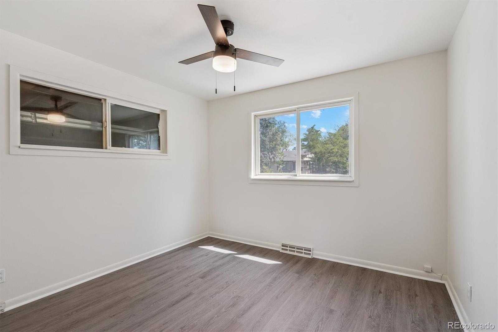 MLS Image #11 for 775  joliet street,aurora, Colorado