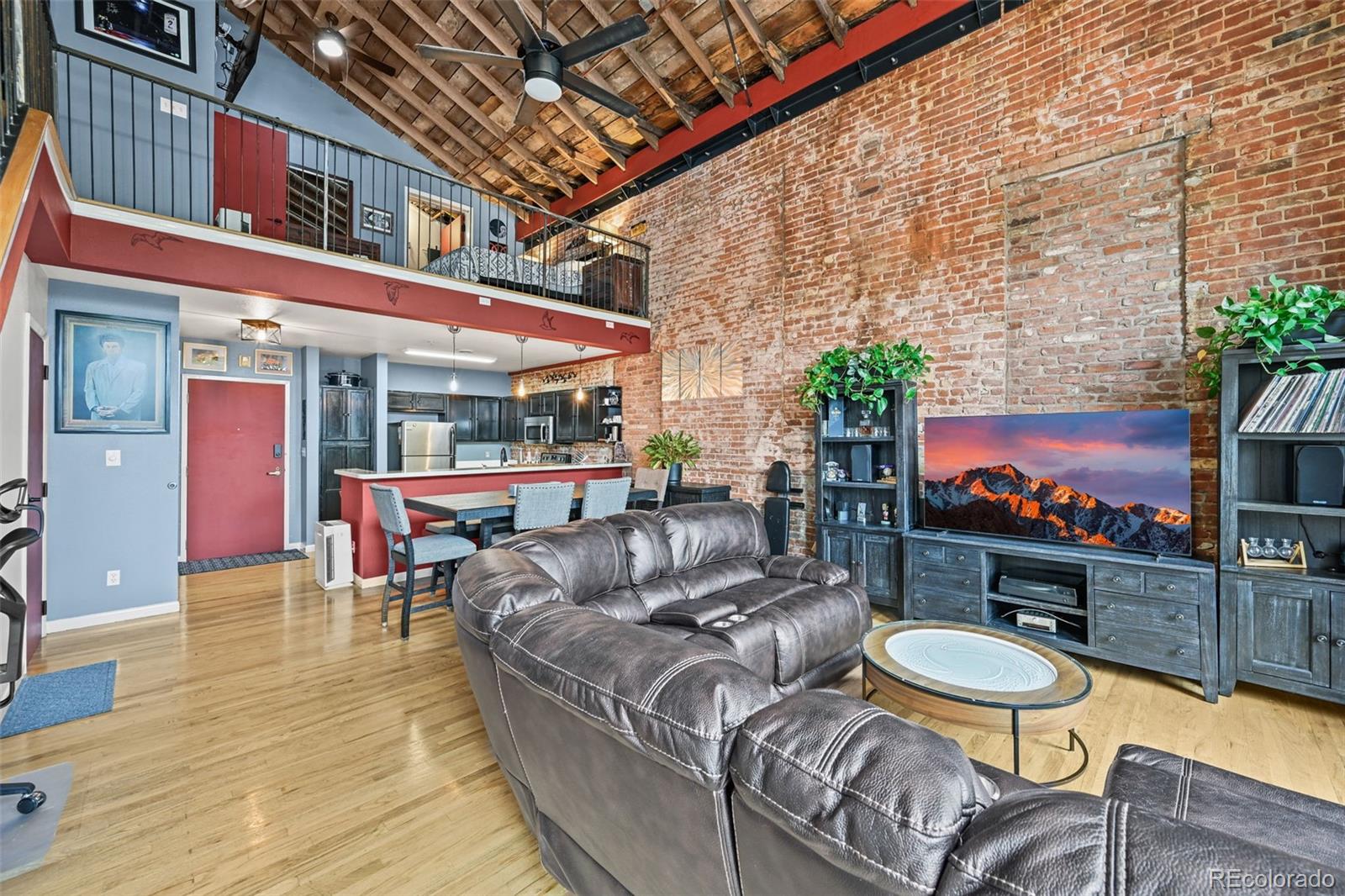 MLS Image #10 for 2711  welton street,denver, Colorado
