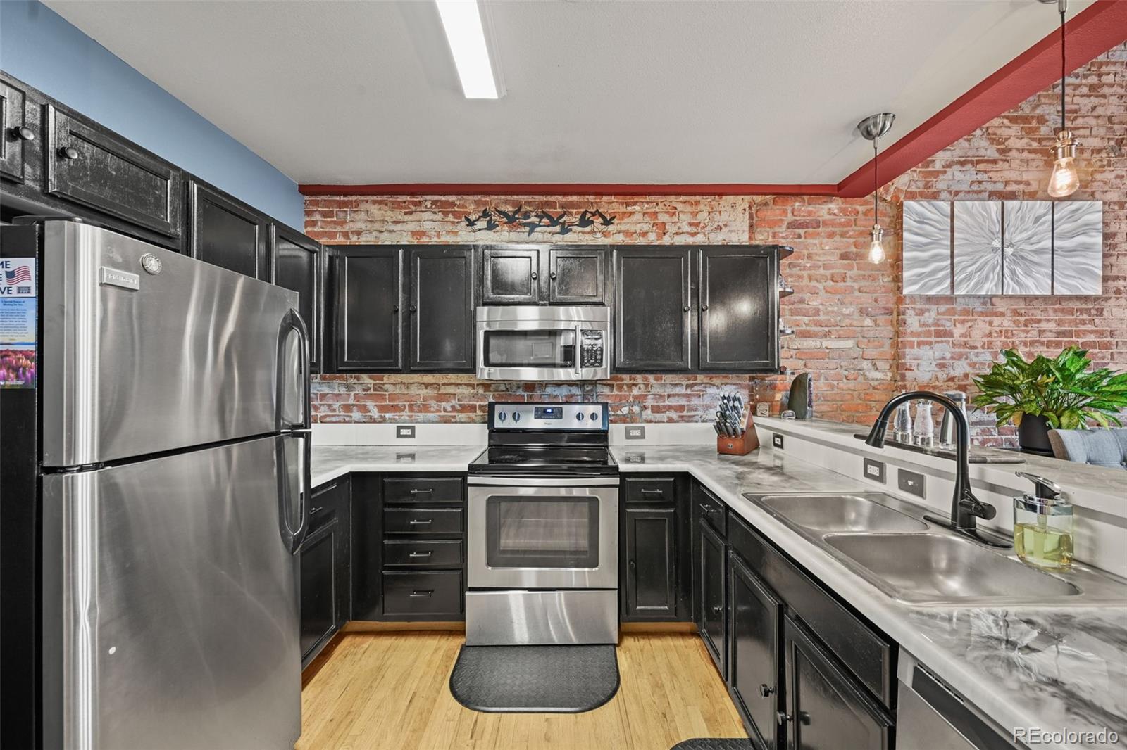 MLS Image #5 for 2711  welton street,denver, Colorado