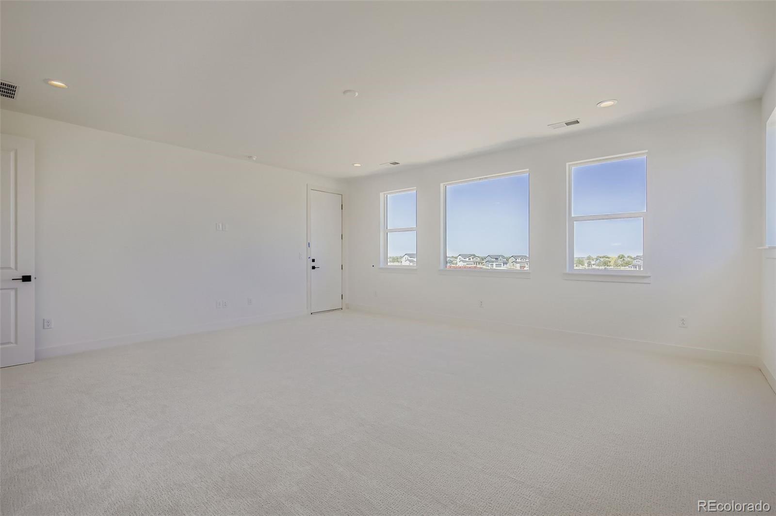 MLS Image #14 for 3136  westcliff drive,loveland, Colorado