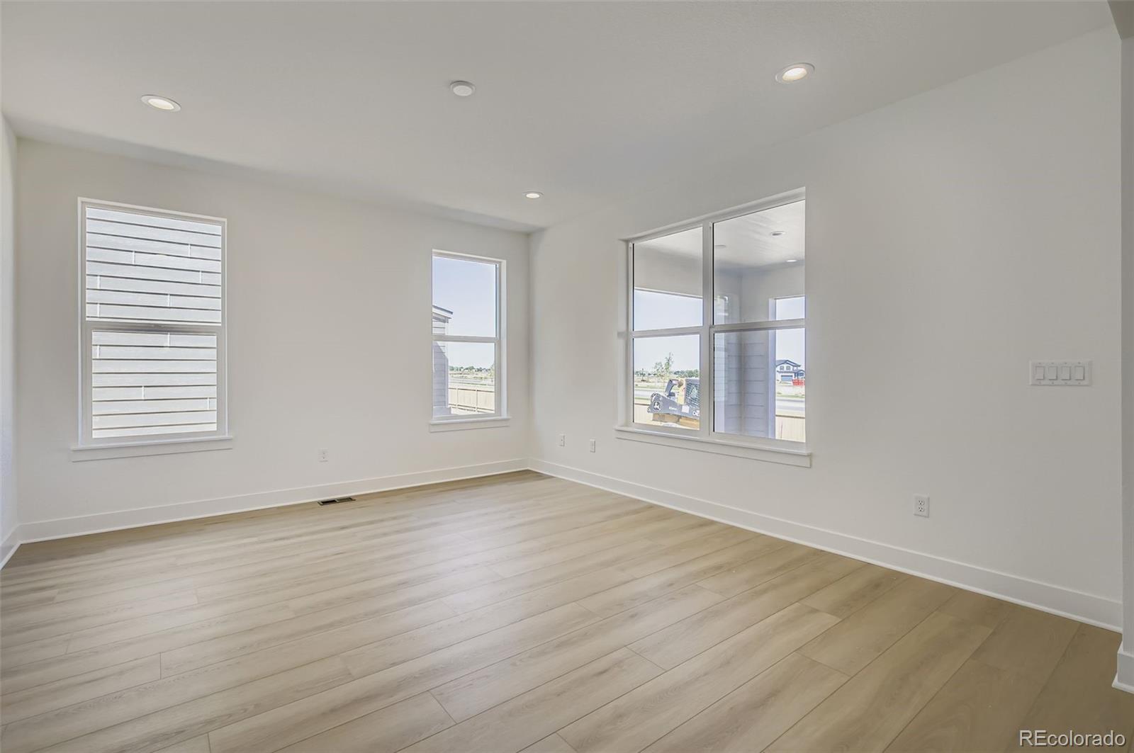 MLS Image #9 for 3136  westcliff drive,loveland, Colorado