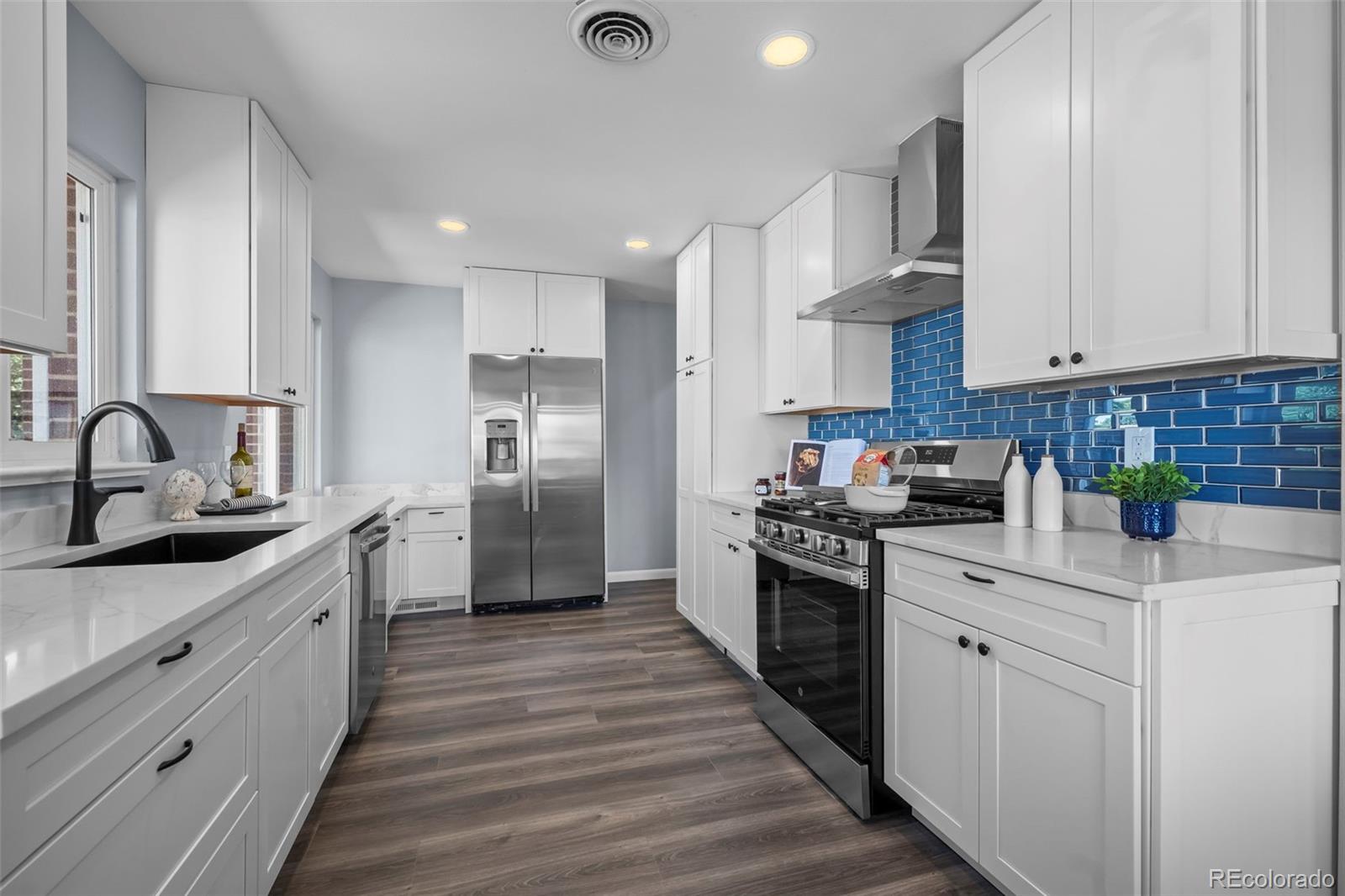 MLS Image #11 for 5582 e colorado avenue,denver, Colorado
