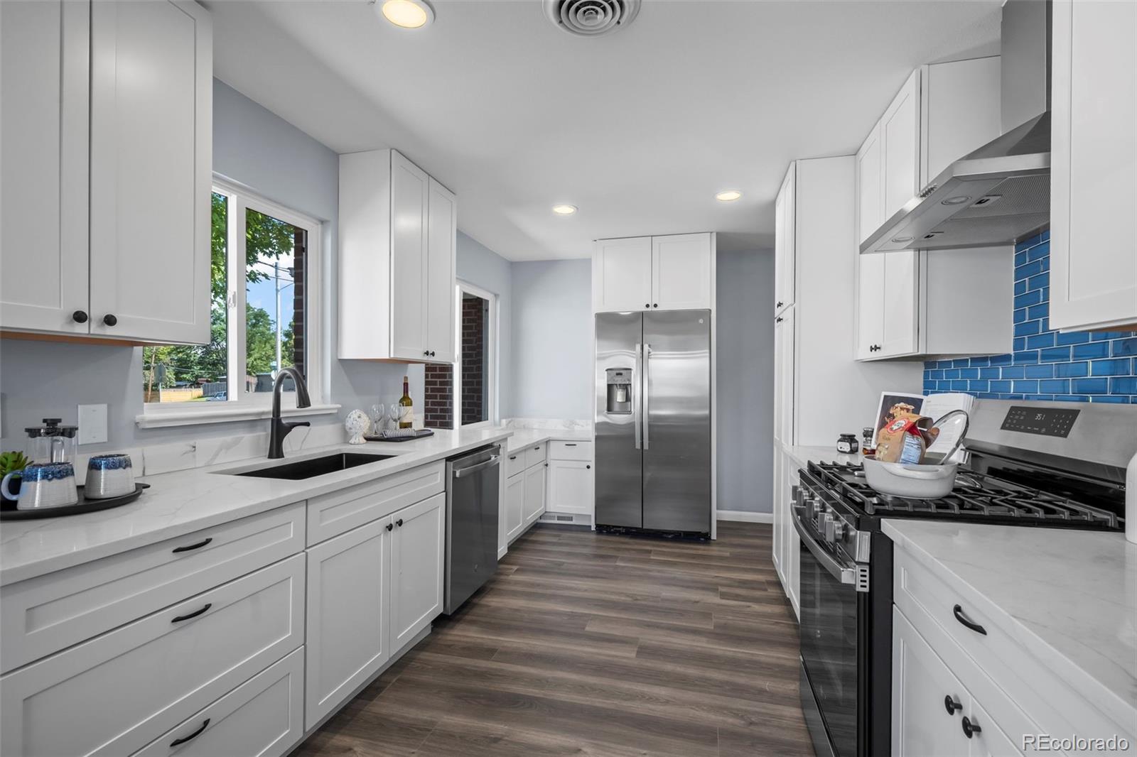 MLS Image #12 for 5582 e colorado avenue,denver, Colorado