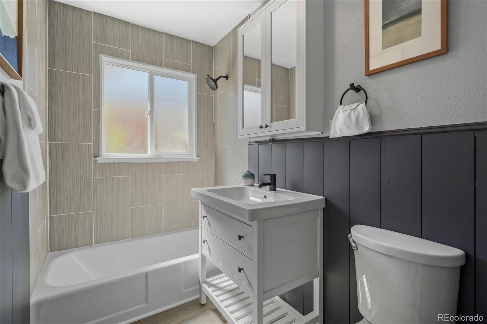 MLS Image #15 for 5582 e colorado avenue,denver, Colorado