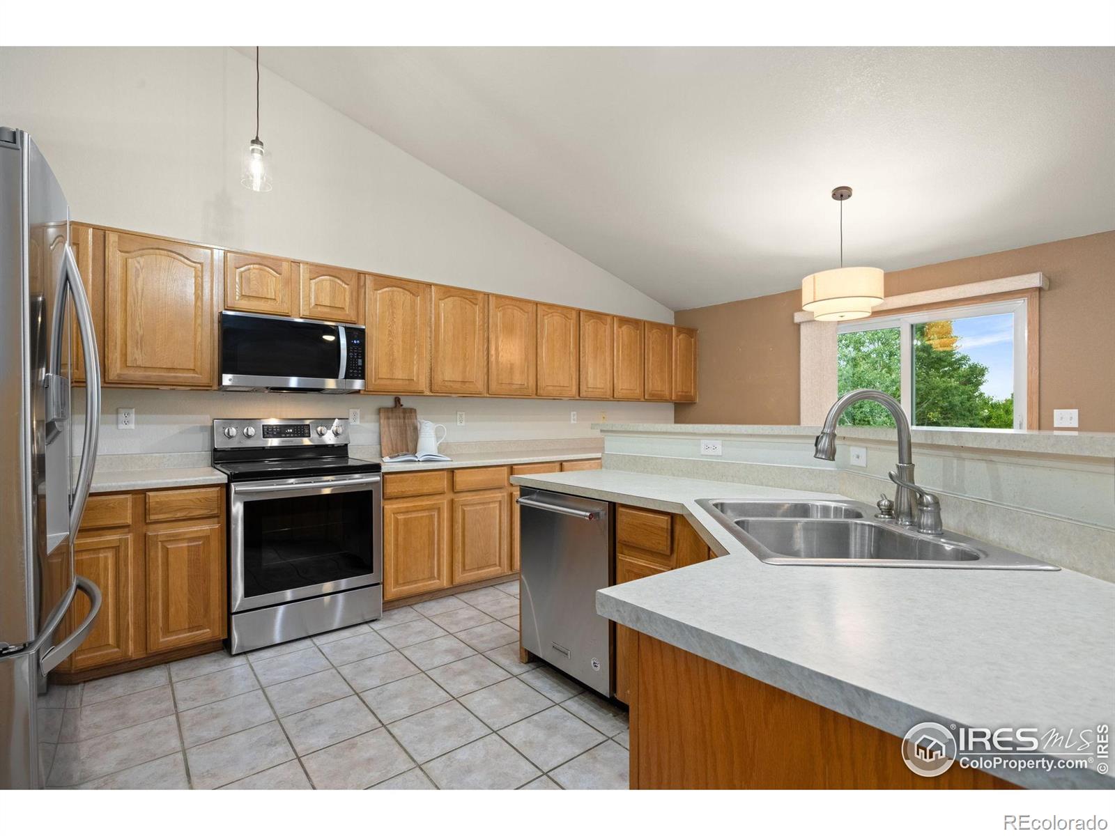 MLS Image #12 for 530  holyoke court,fort collins, Colorado