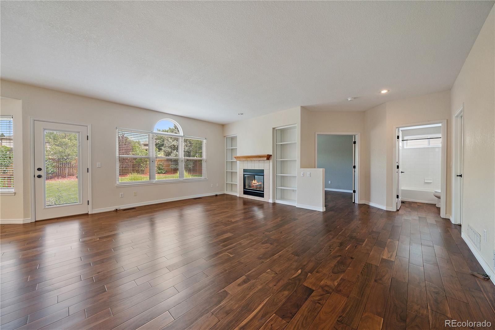 MLS Image #11 for 18337 e powers place,centennial, Colorado