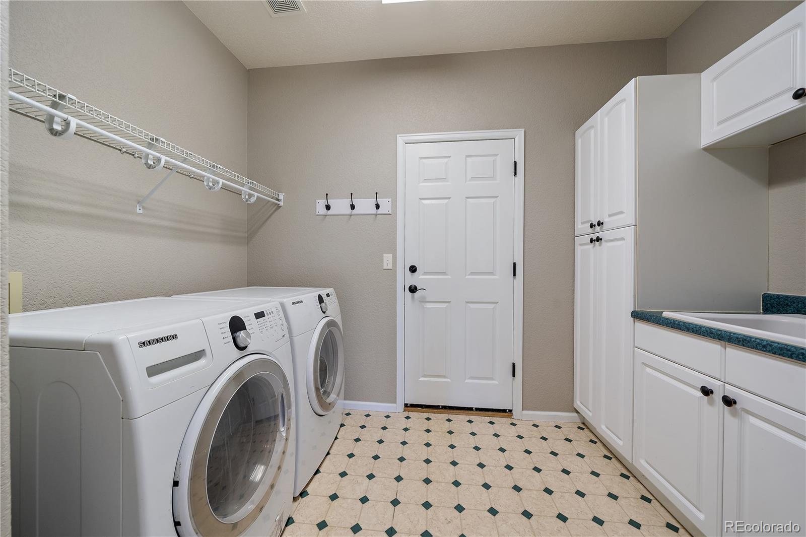 MLS Image #14 for 18337 e powers place,centennial, Colorado