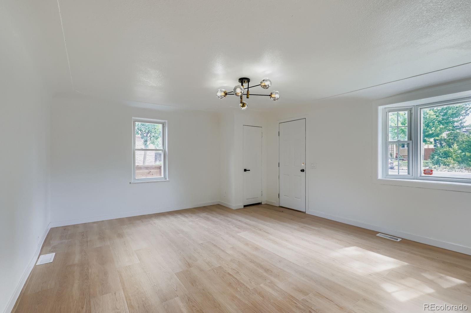 MLS Image #4 for 309 s hudson street,denver, Colorado