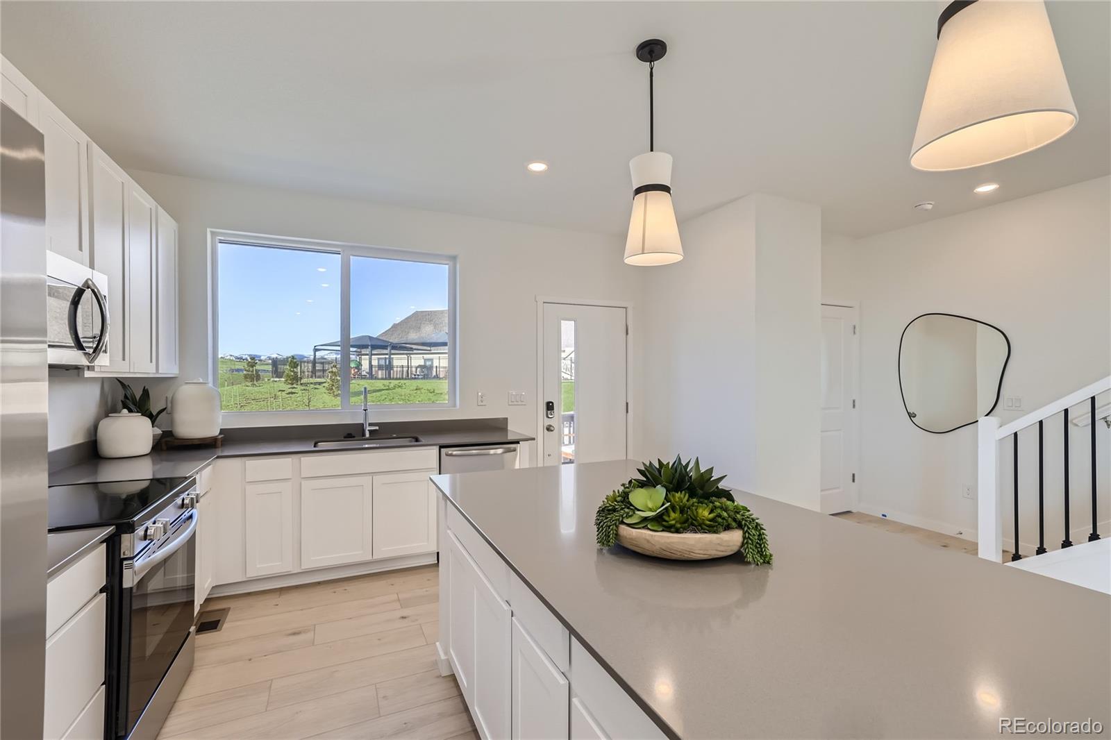 MLS Image #3 for 14520 w 90th drive e,arvada, Colorado