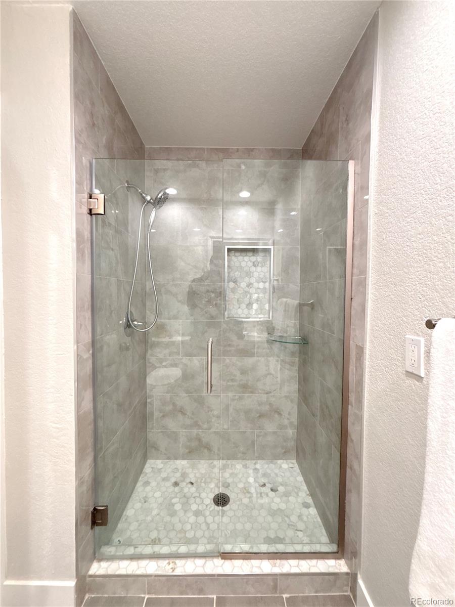 MLS Image #15 for 12273 e bates circle,aurora, Colorado