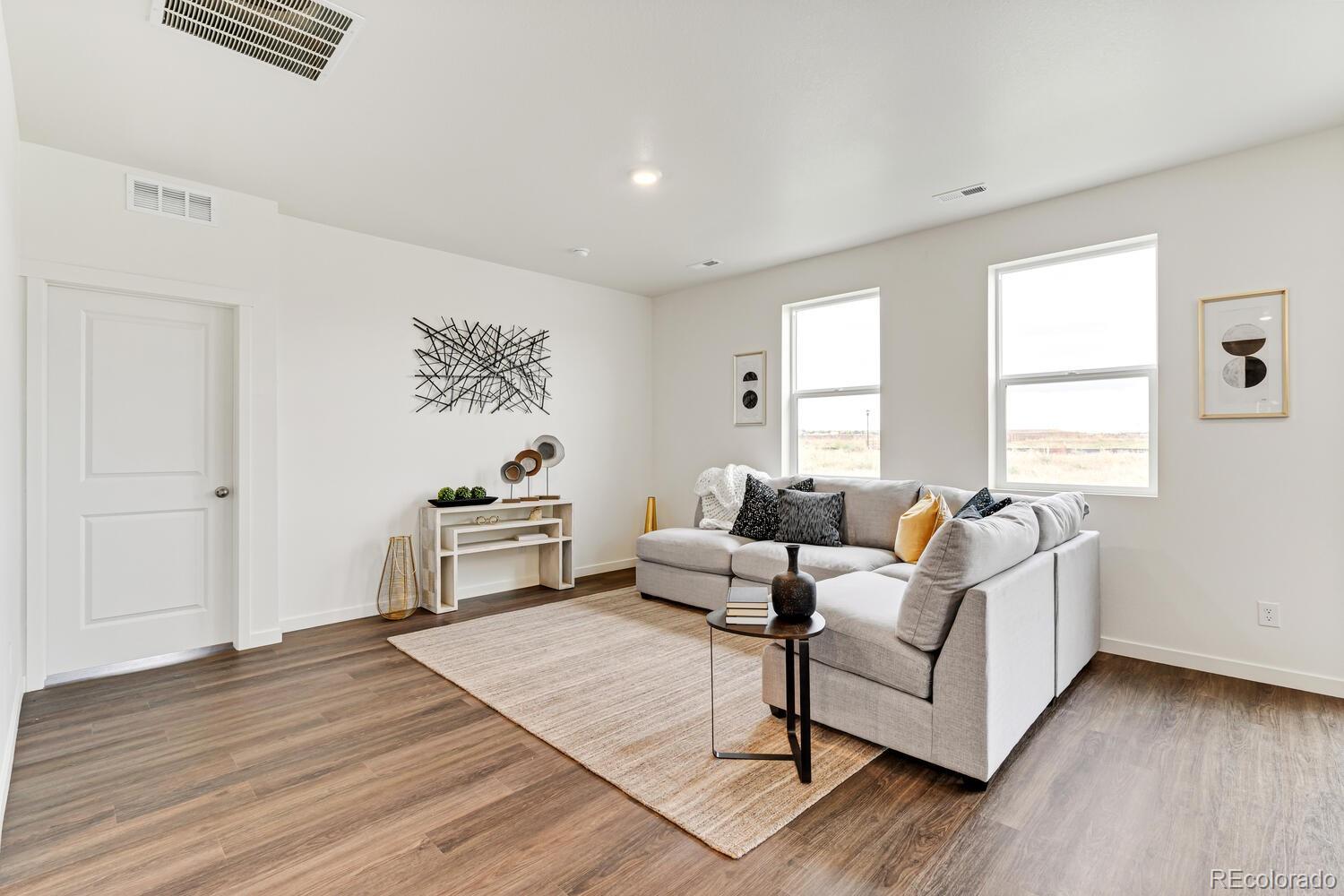 MLS Image #5 for 241  haymaker lane,severance, Colorado